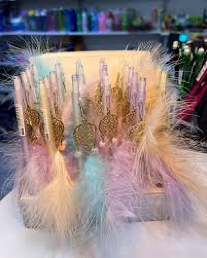 Tüylü Uçlu Kalem 0.7