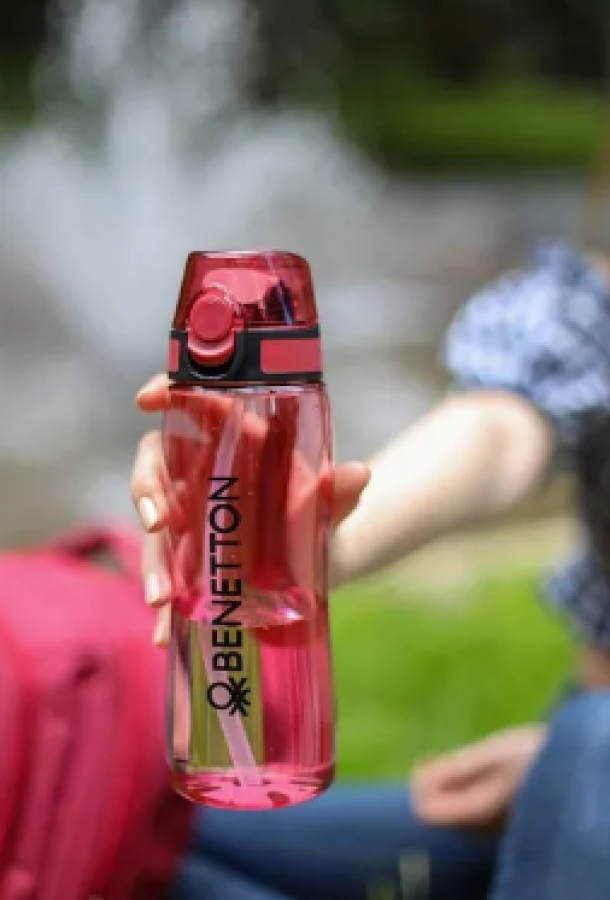 United Colors of Benetton Benetton Otomatik Kapaklı Suluk